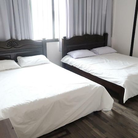 St Hostel 乔治敦 外观 照片