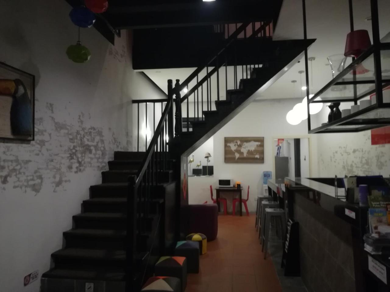 St Hostel 乔治敦 外观 照片